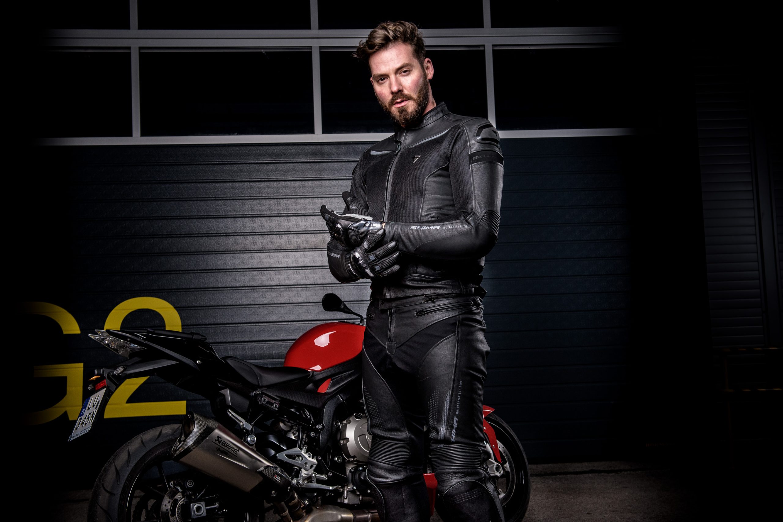 piston_jacketchase_pantsxbreeze_gloves
