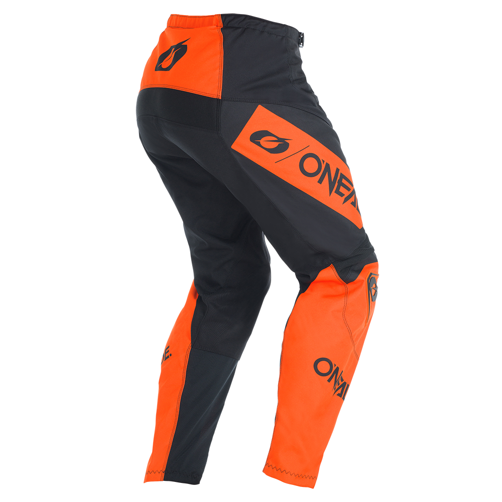 e028-02_back
