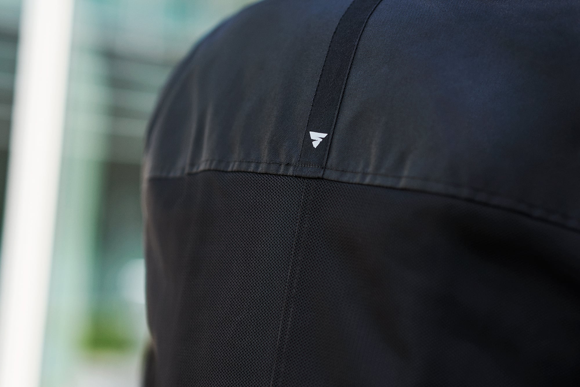 openair_men_jacket_back_shima