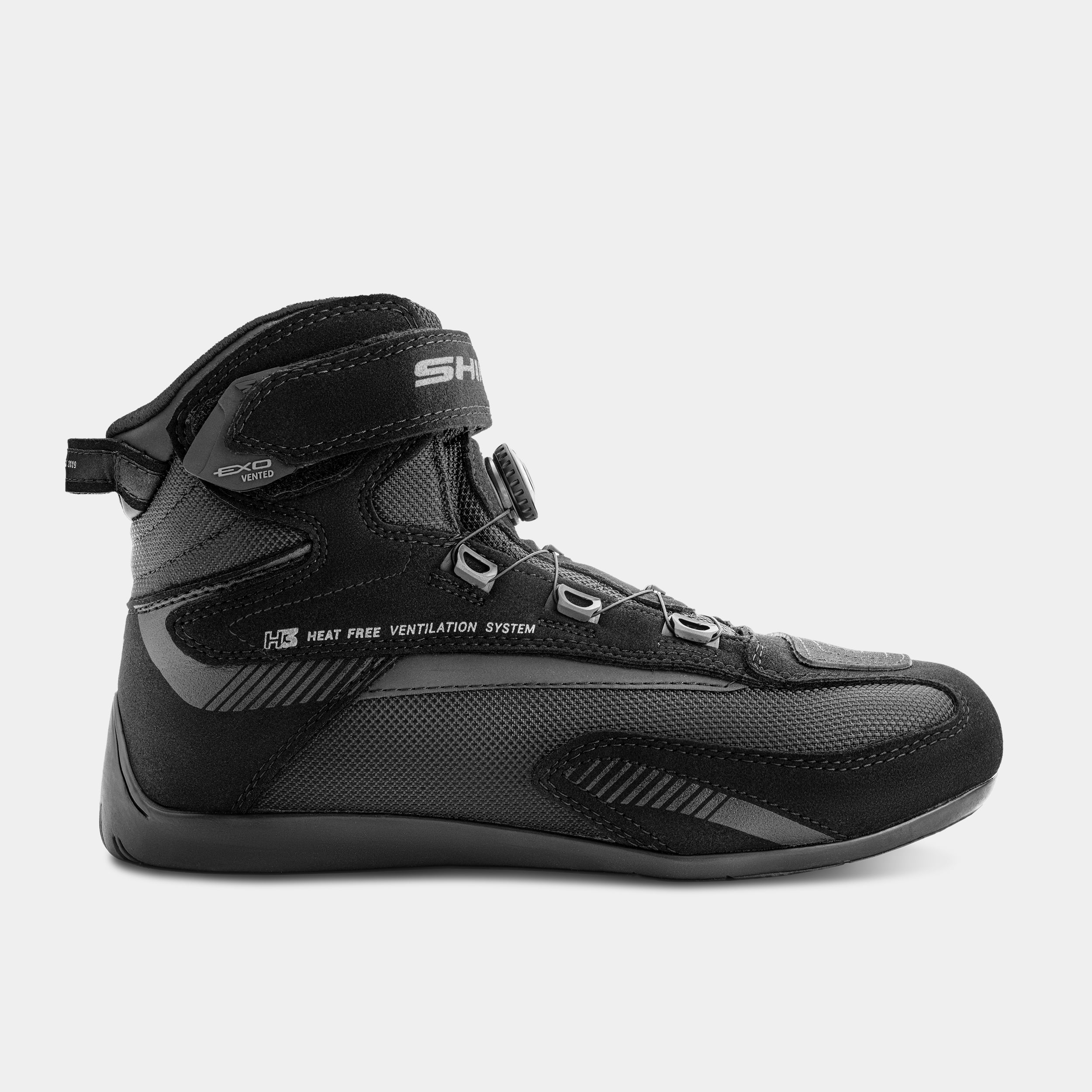 shima_exo20vent_boots_men_black_front_right