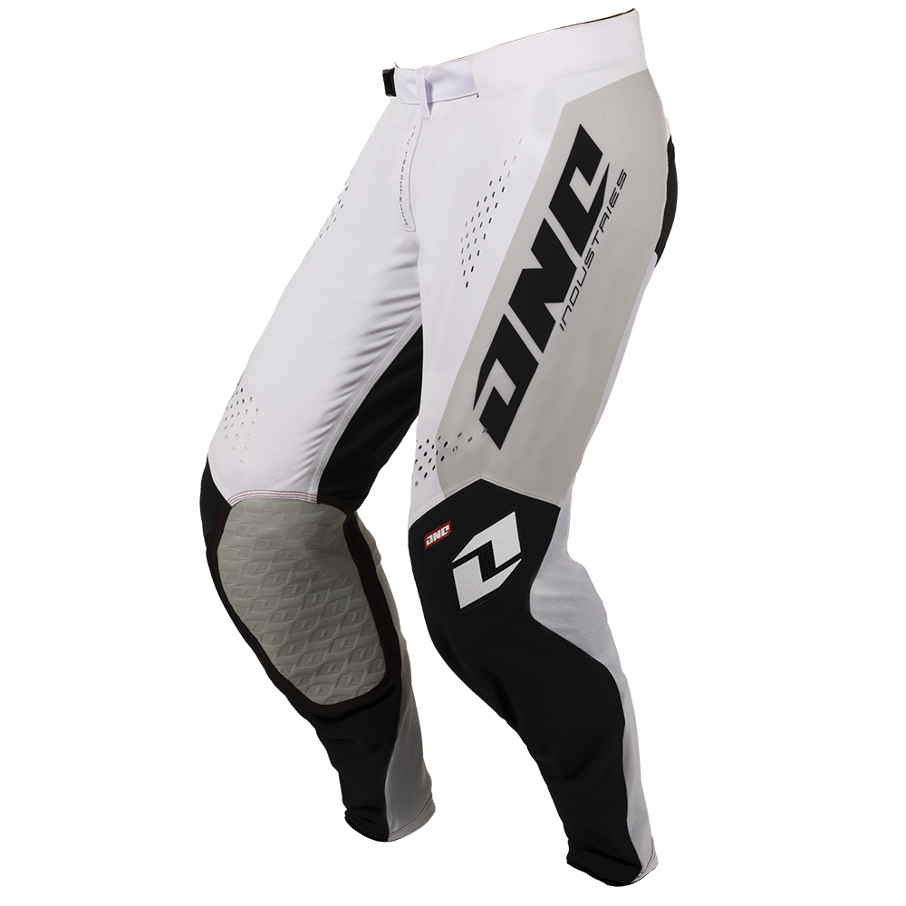 u002-08_front