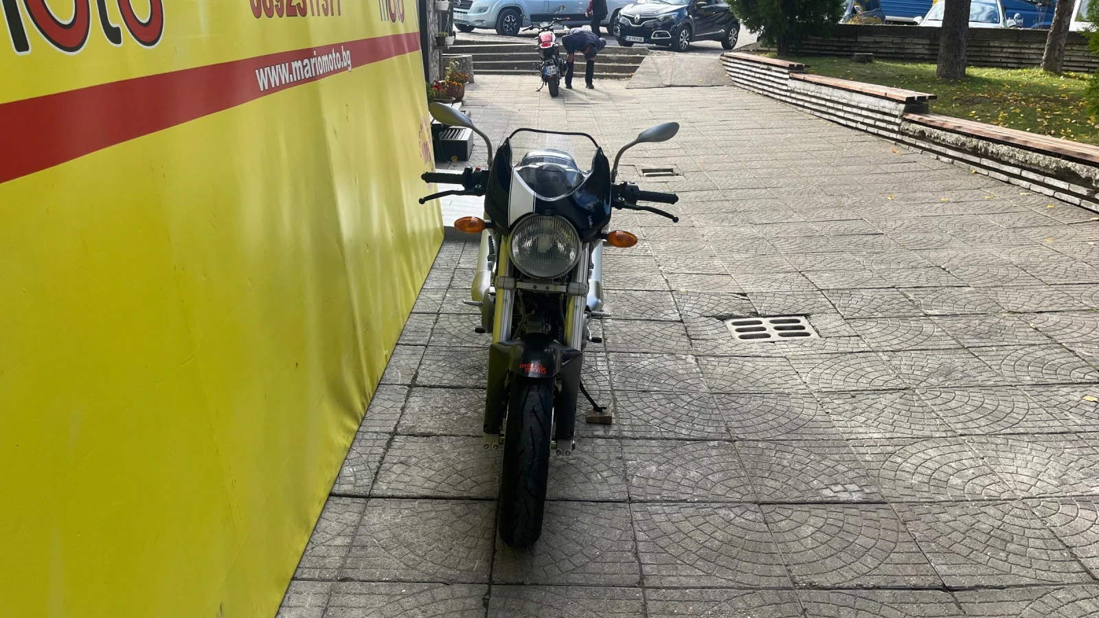 d10