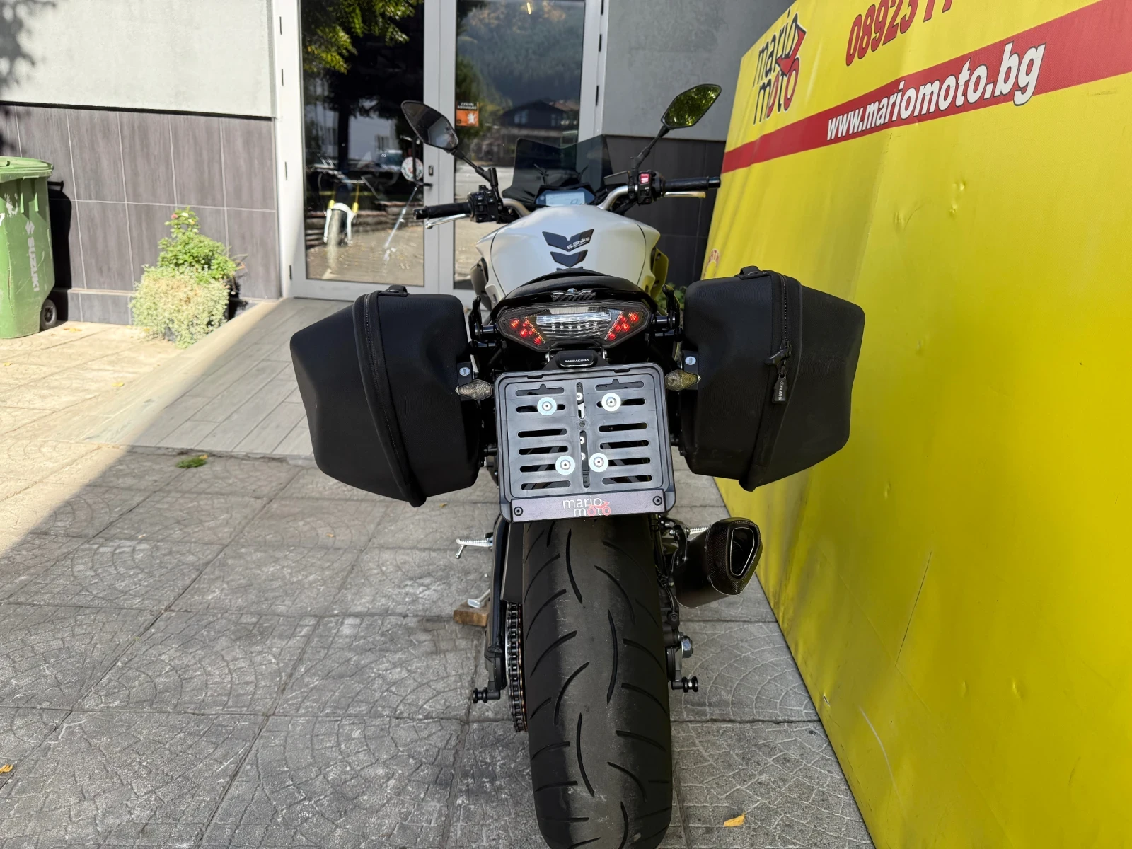 M10