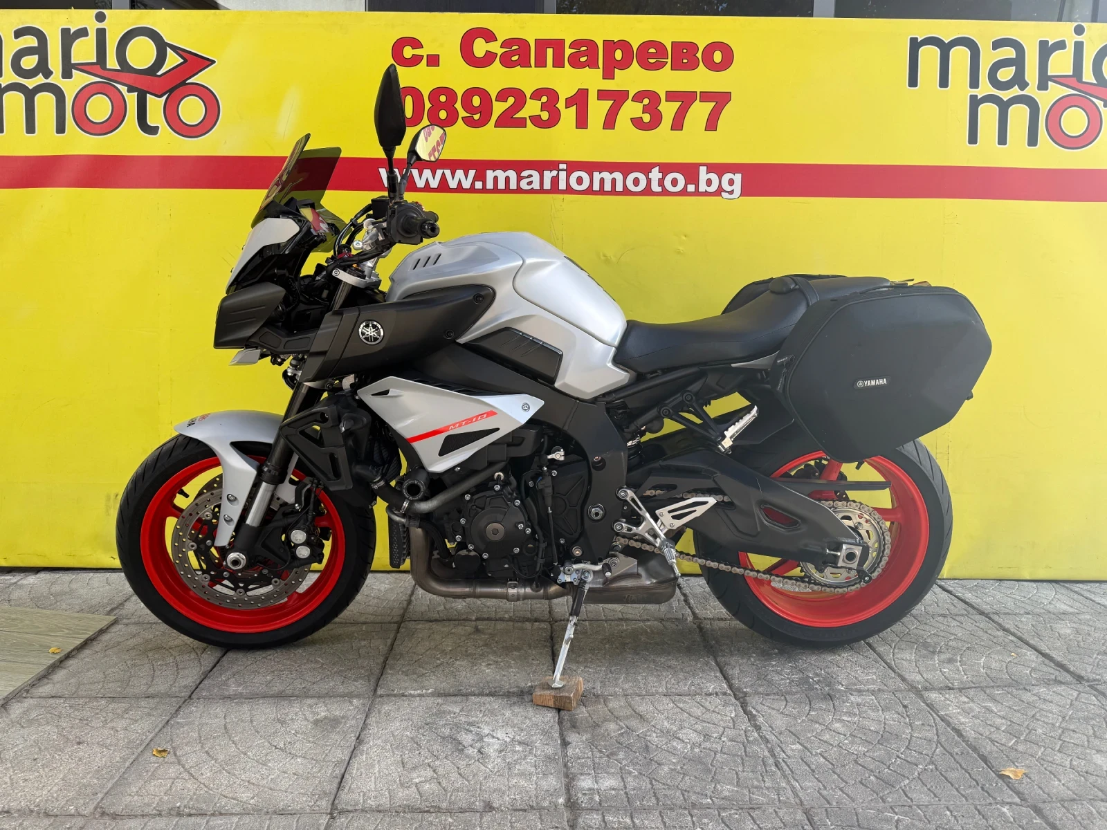 M6