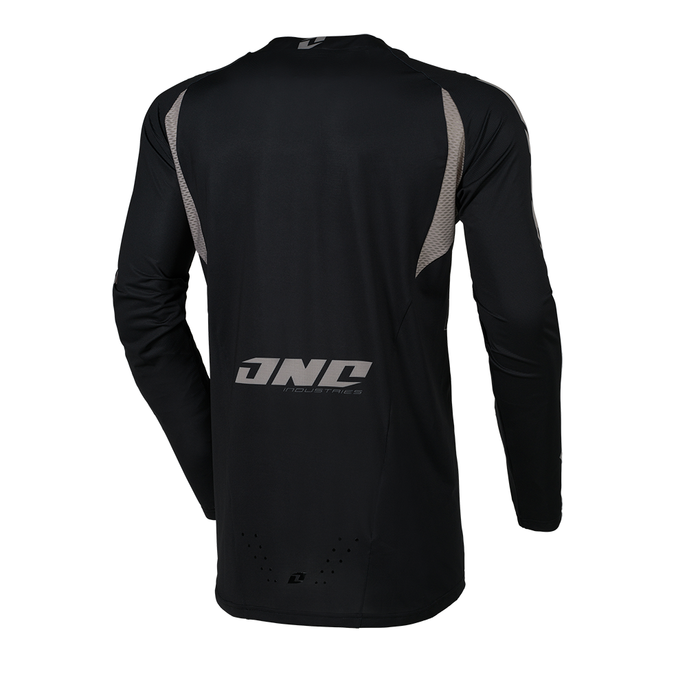 q101-10_back