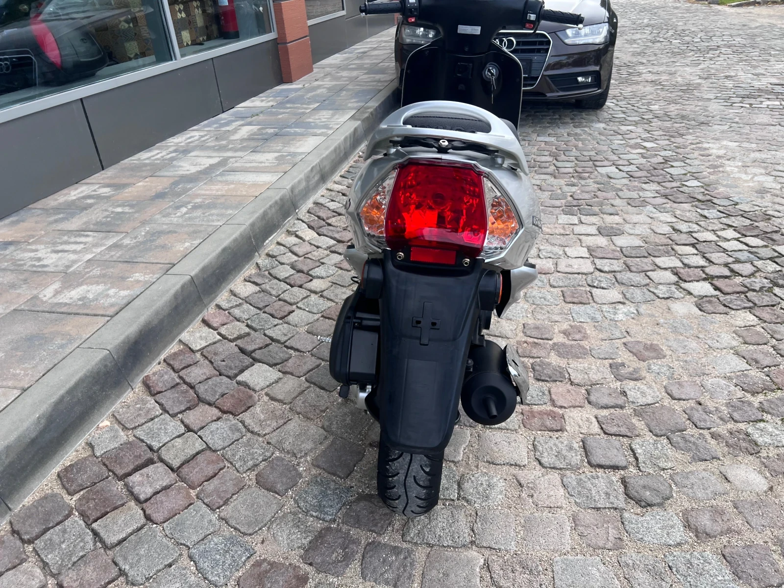 v10